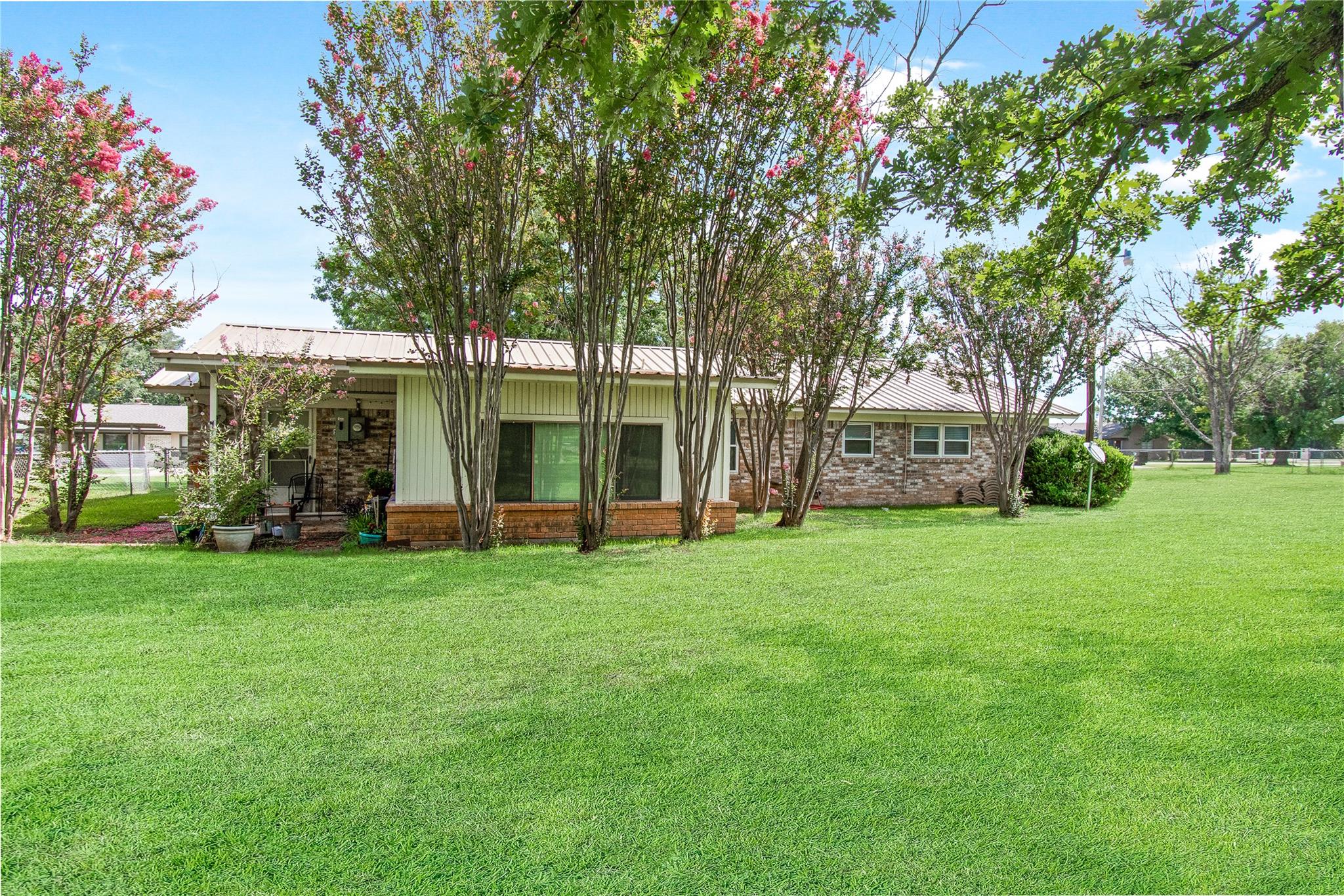 531 Santa Rosa Rd, Salado, TX 76571