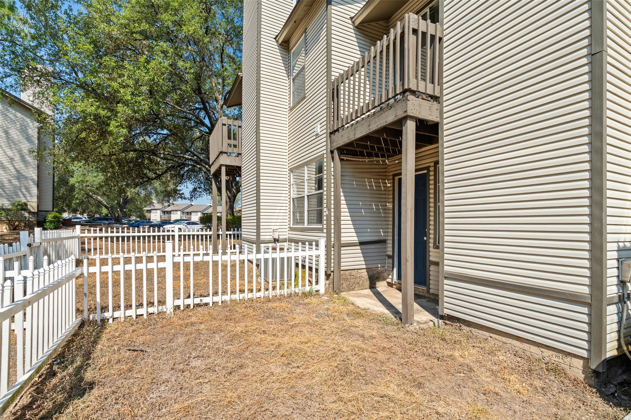 1806 River Crossing CR Cir # C, Austin, TX 78741