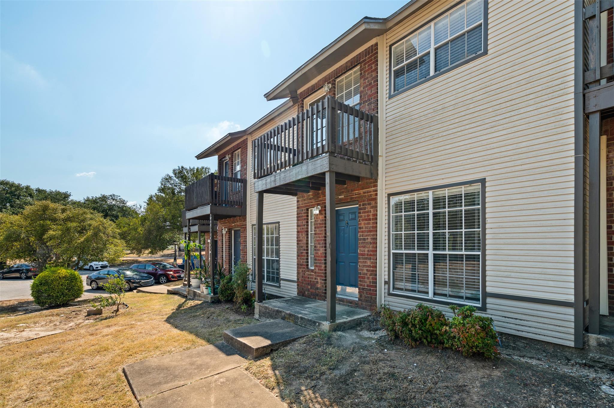 1806 River Crossing CR Cir # C, Austin, TX 78741