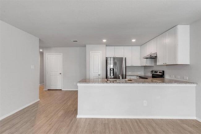 1923 Goldfinch, New Braunfels, TX 78130