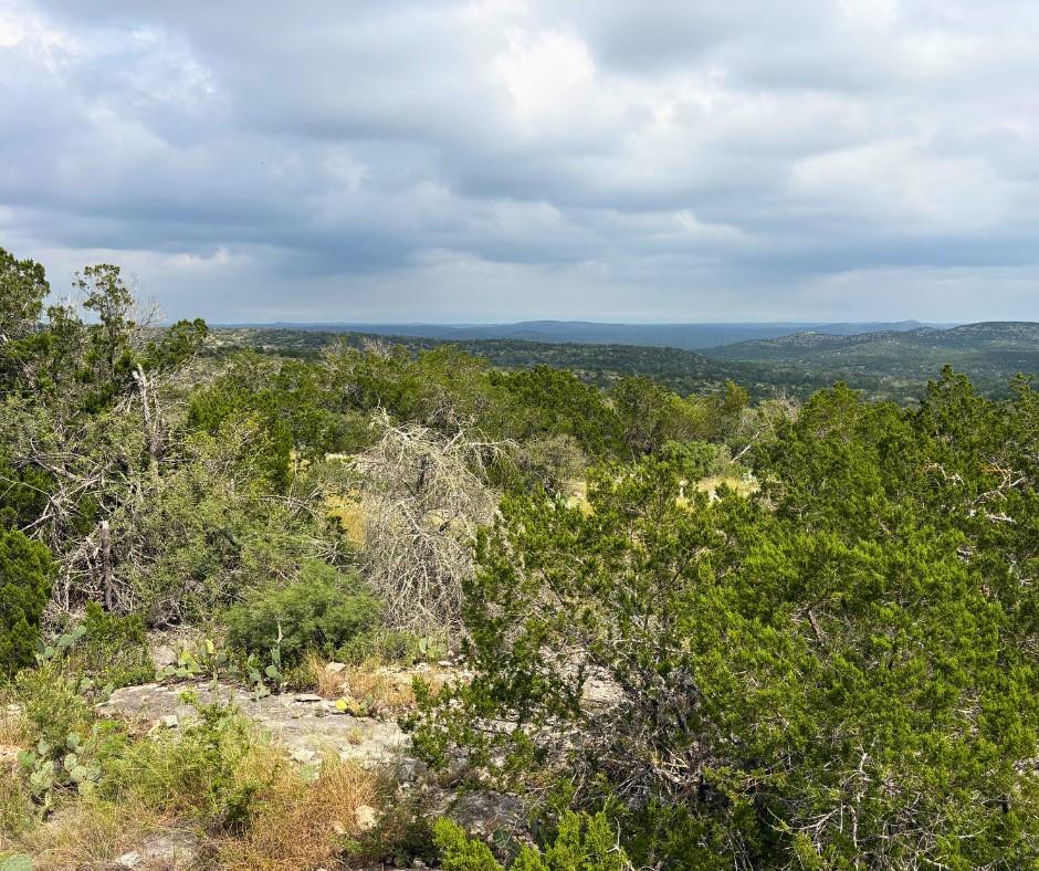 2131 Private Road 3157, Brackettville, TX 78832