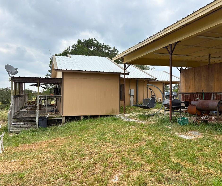 2131 Private Road 3157, Brackettville, TX 78832