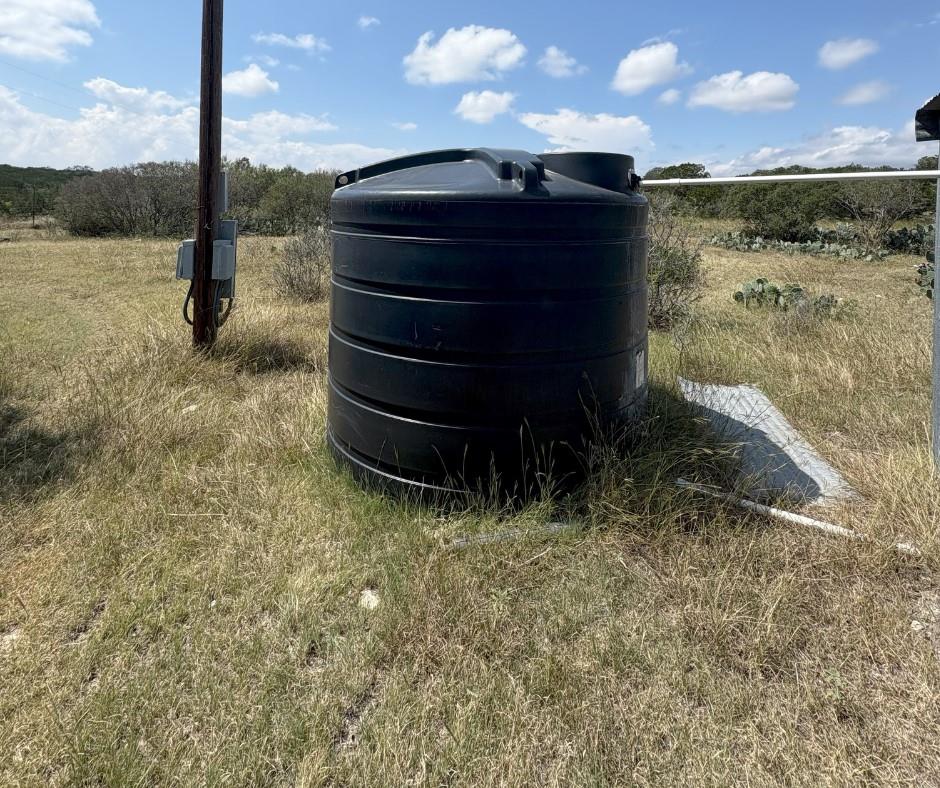 2131 Private Road 3157, Brackettville, TX 78832