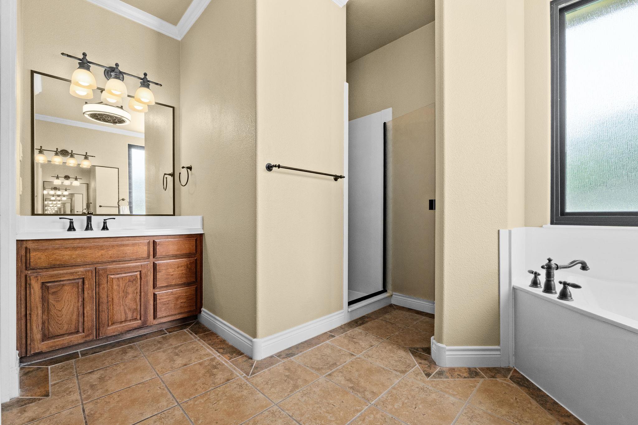 1135 Redleaf Dr, Nolanville, TX 76559