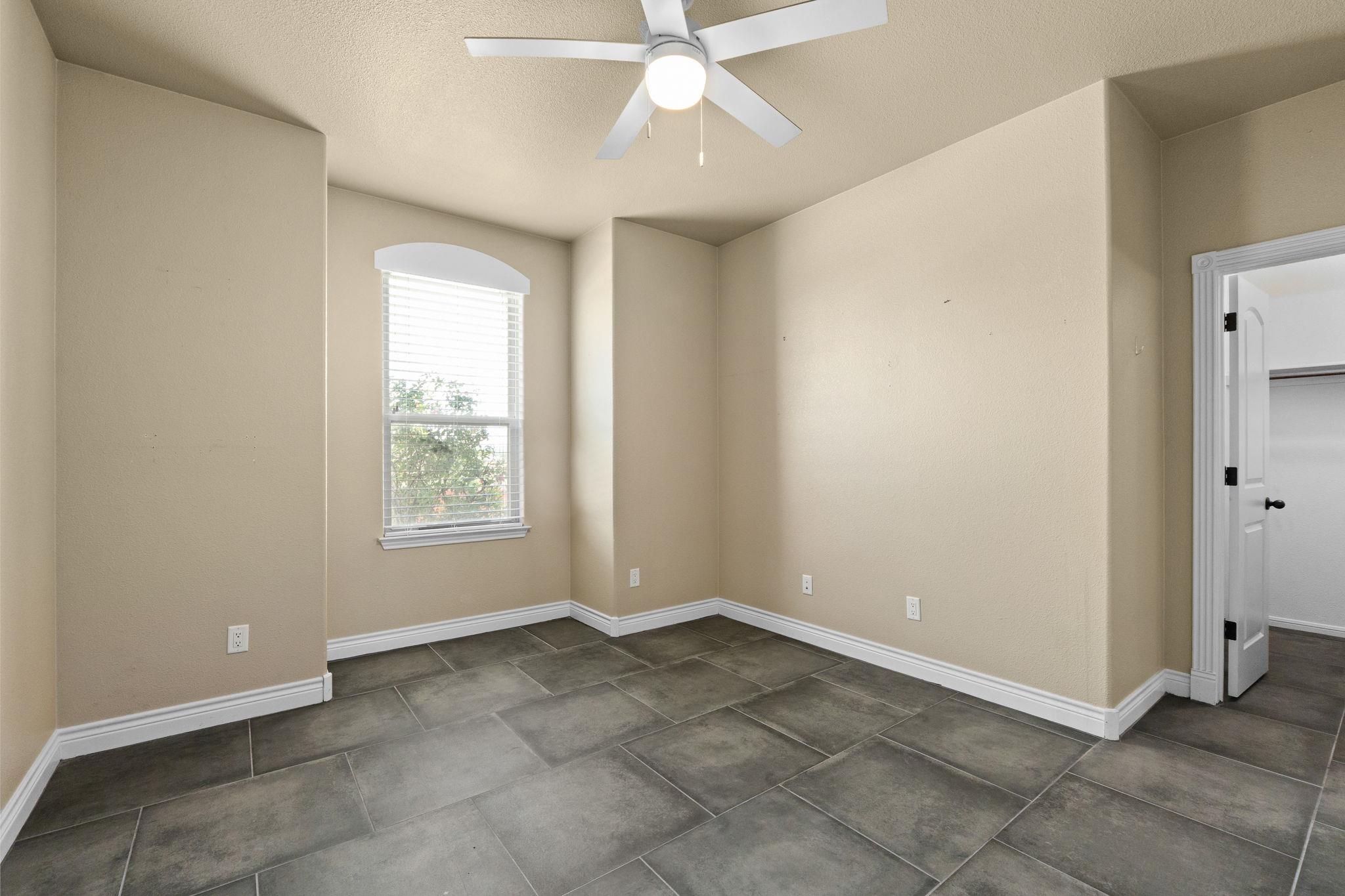 1135 Redleaf Dr, Nolanville, TX 76559