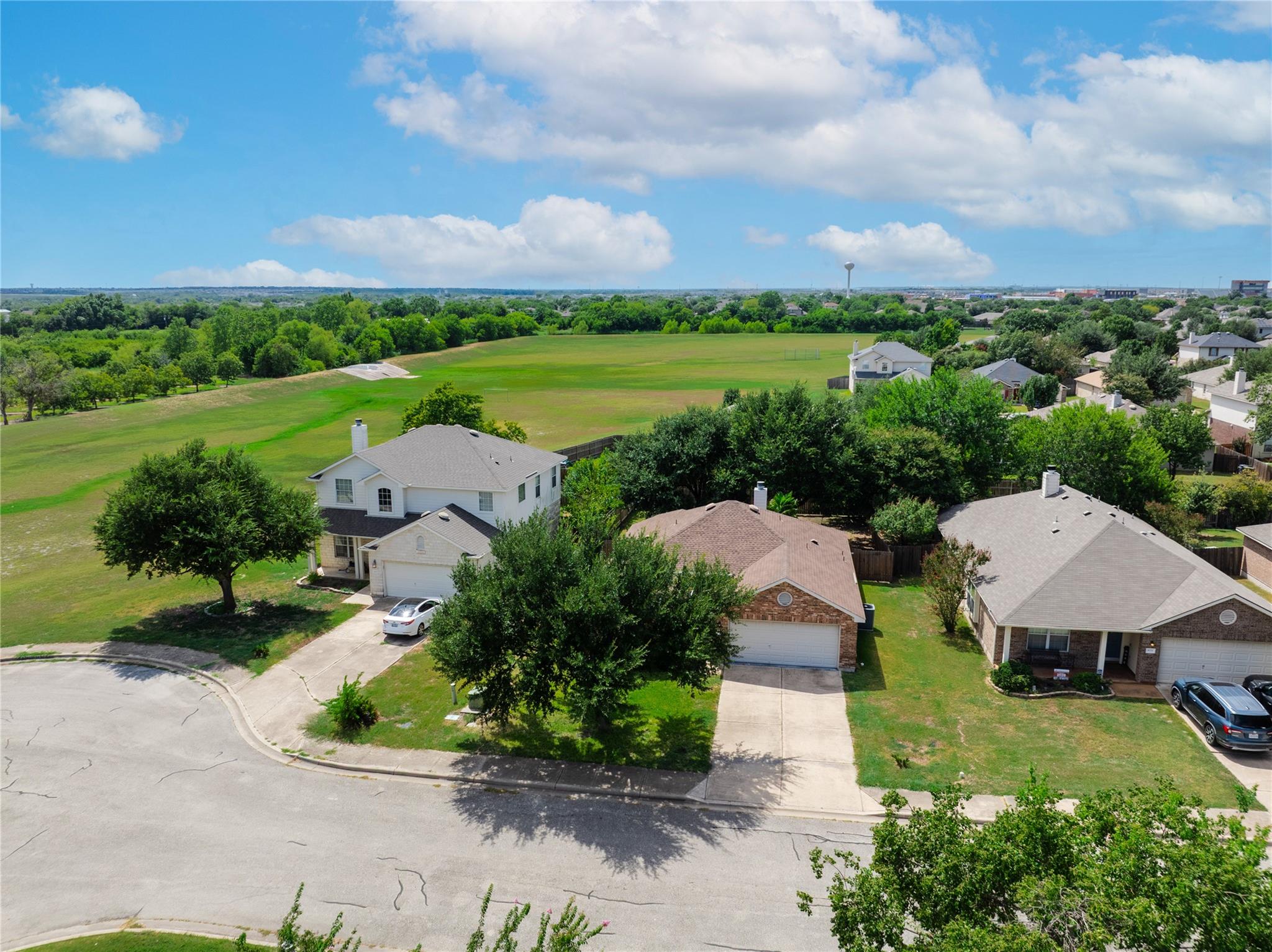 4016 Kerley Ct, Hutto, TX 78634