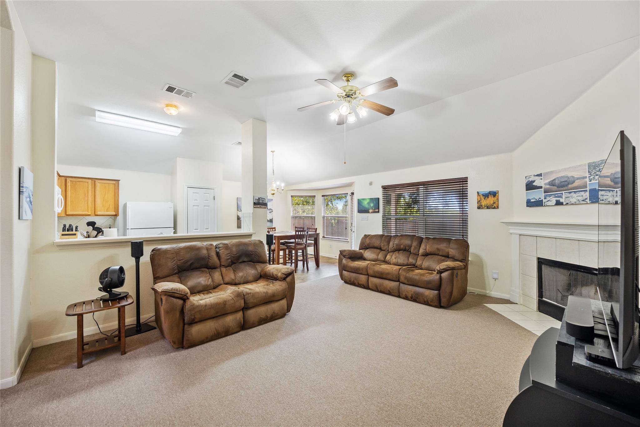 4016 Kerley Ct, Hutto, TX 78634