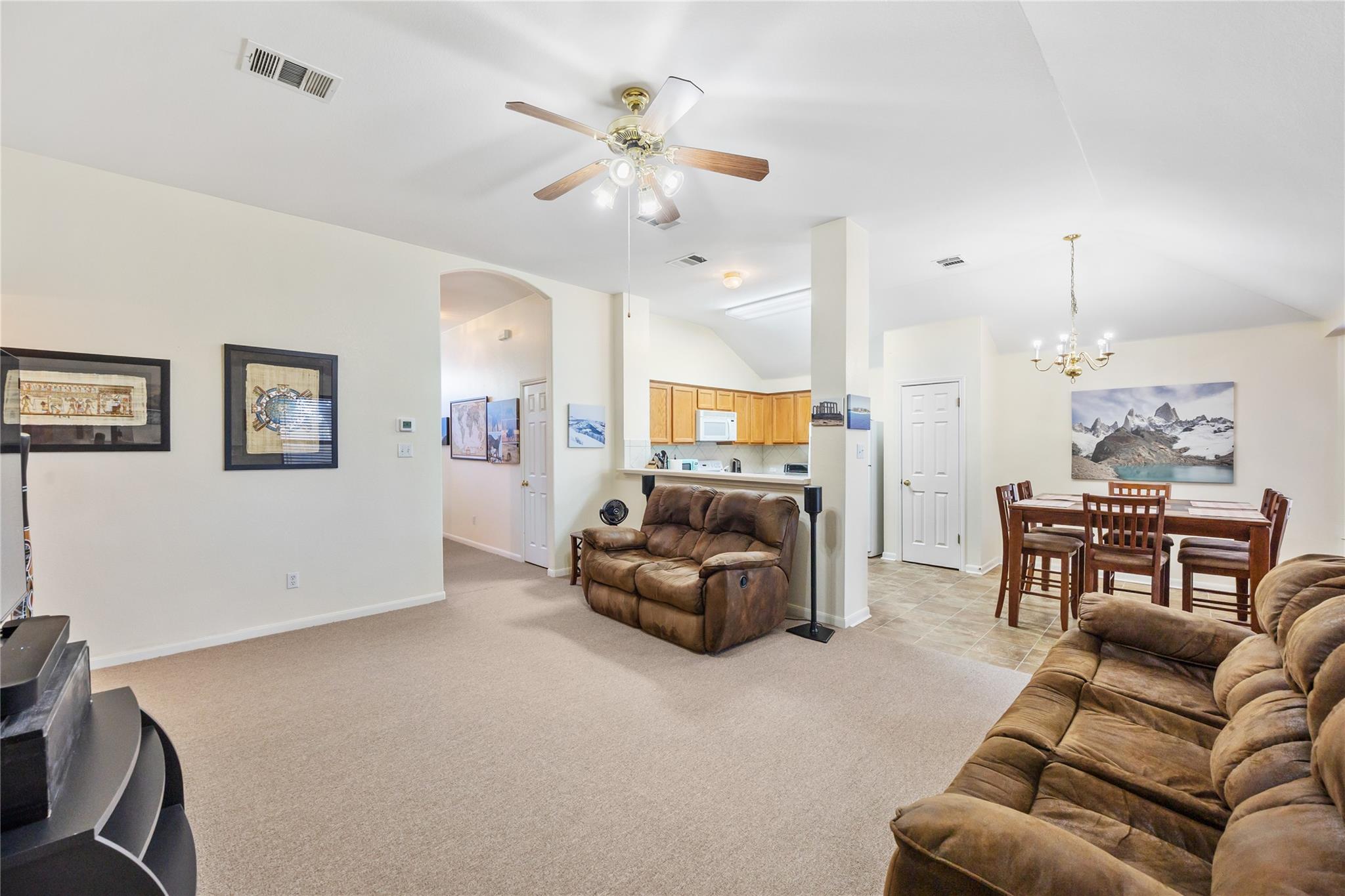 4016 Kerley Ct, Hutto, TX 78634