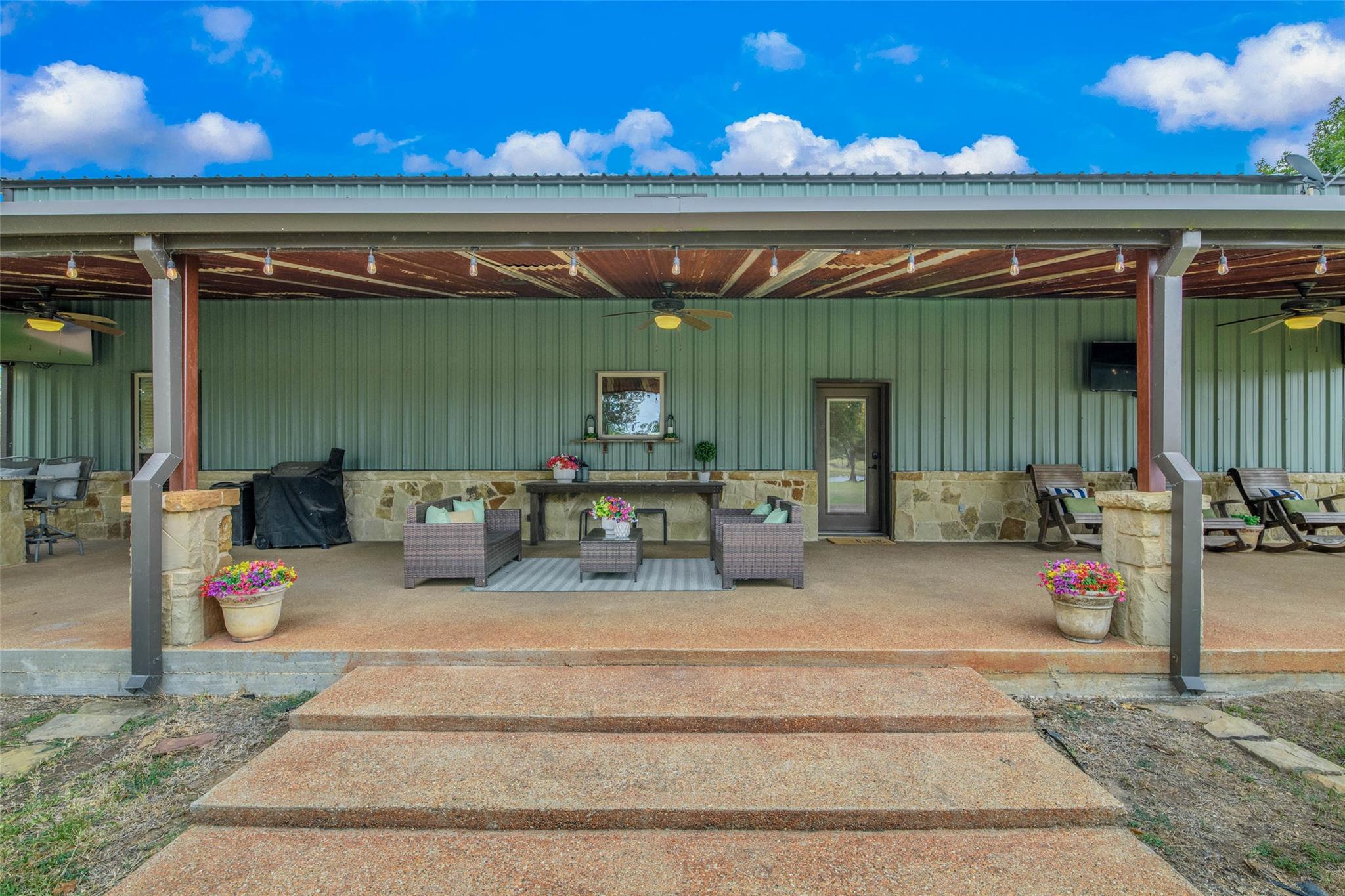 2848 FM 166 Farm to Market Road, Caldwell, TX 77836