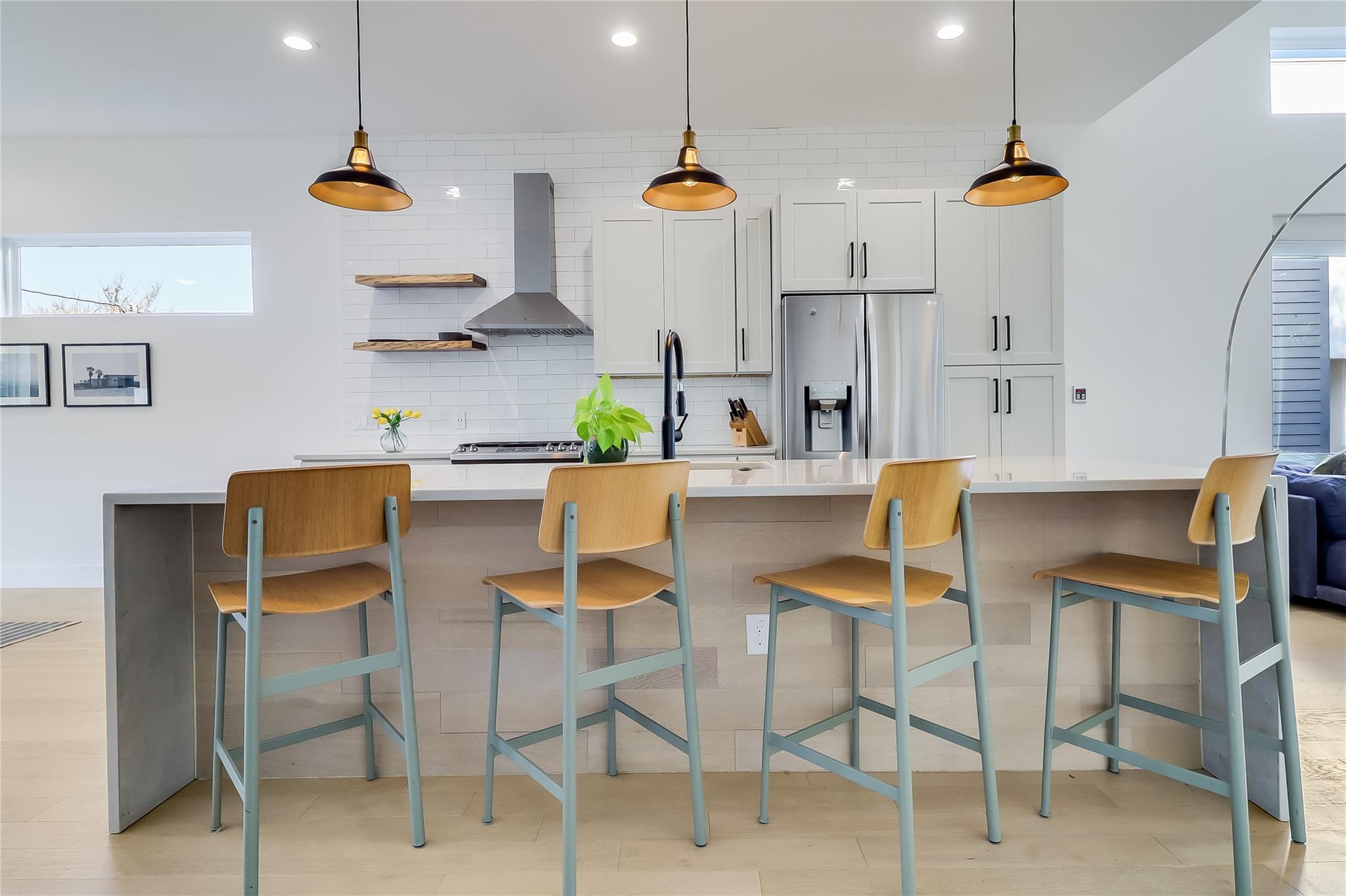 4712 Reyes St # 1, Austin, TX 78721