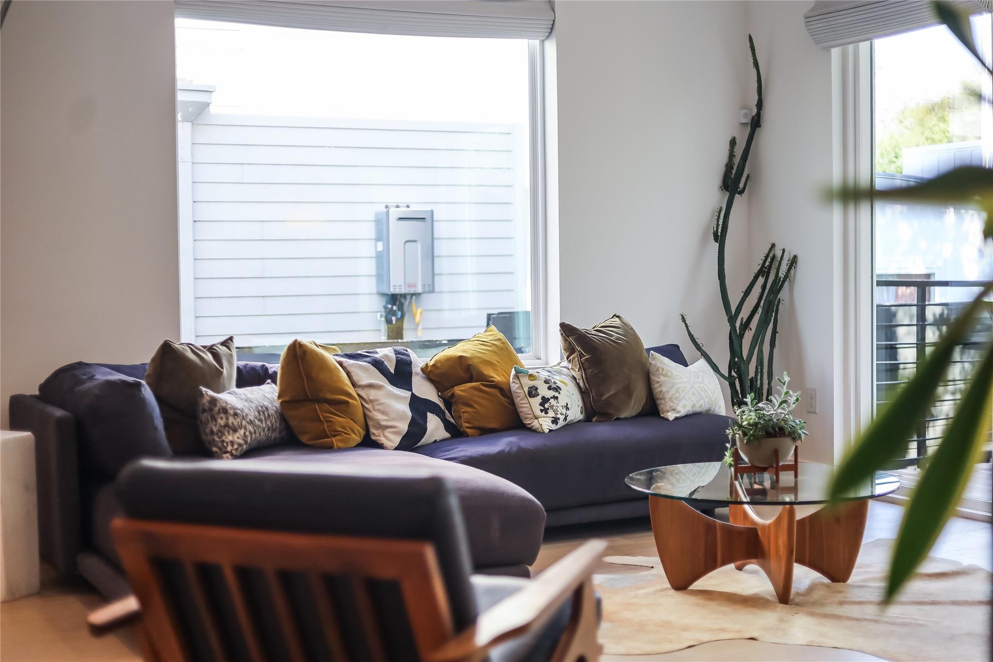 4712 Reyes St # 1, Austin, TX 78721