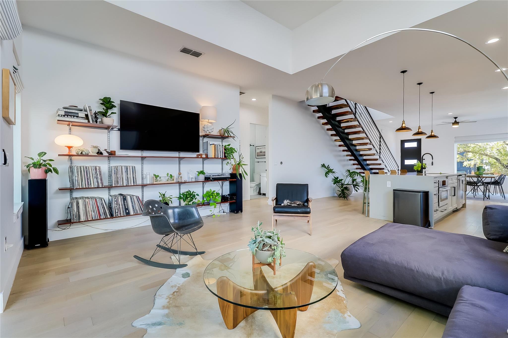 4712 Reyes St # 1, Austin, TX 78721