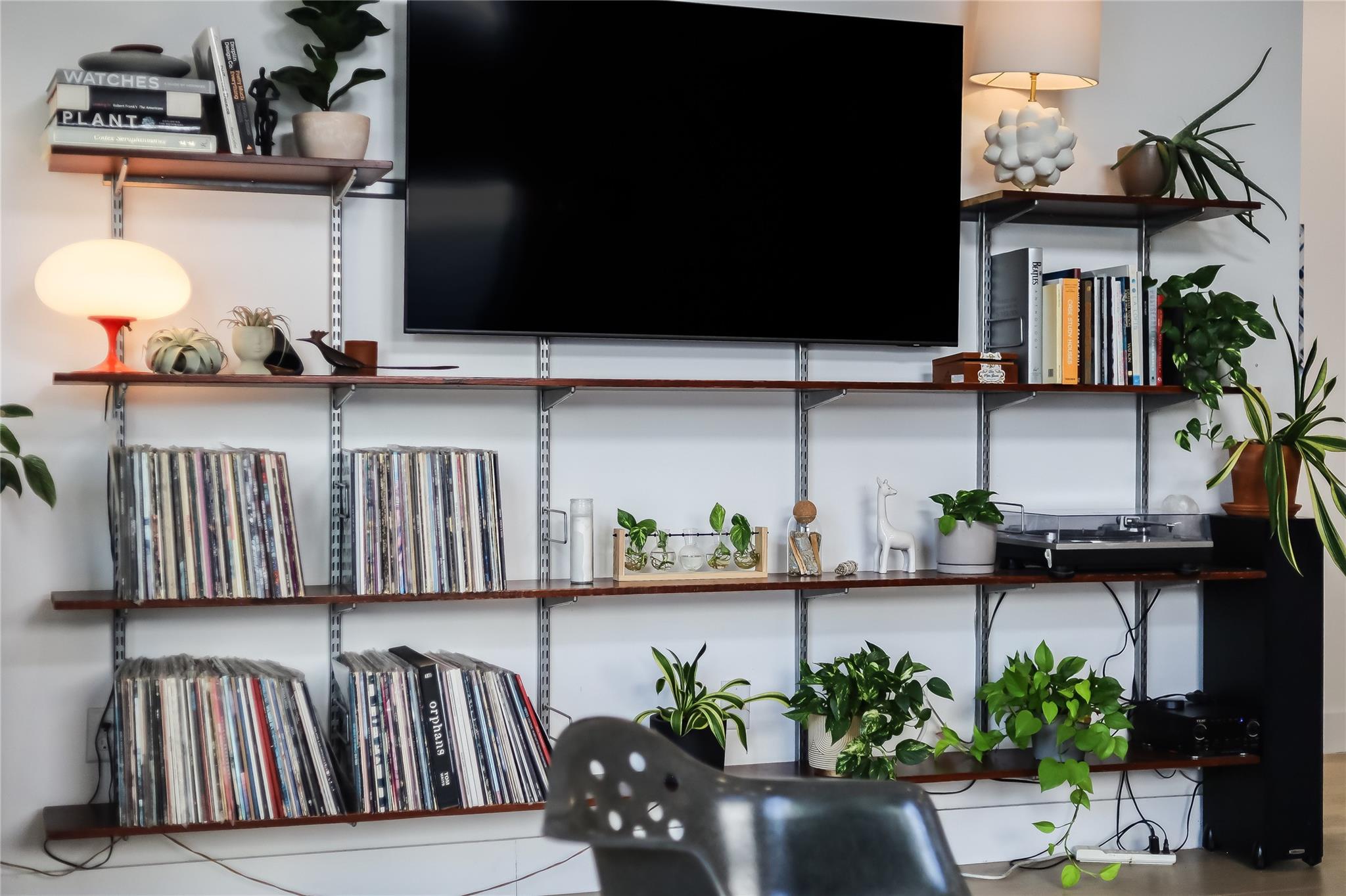 4712 Reyes St # 1, Austin, TX 78721