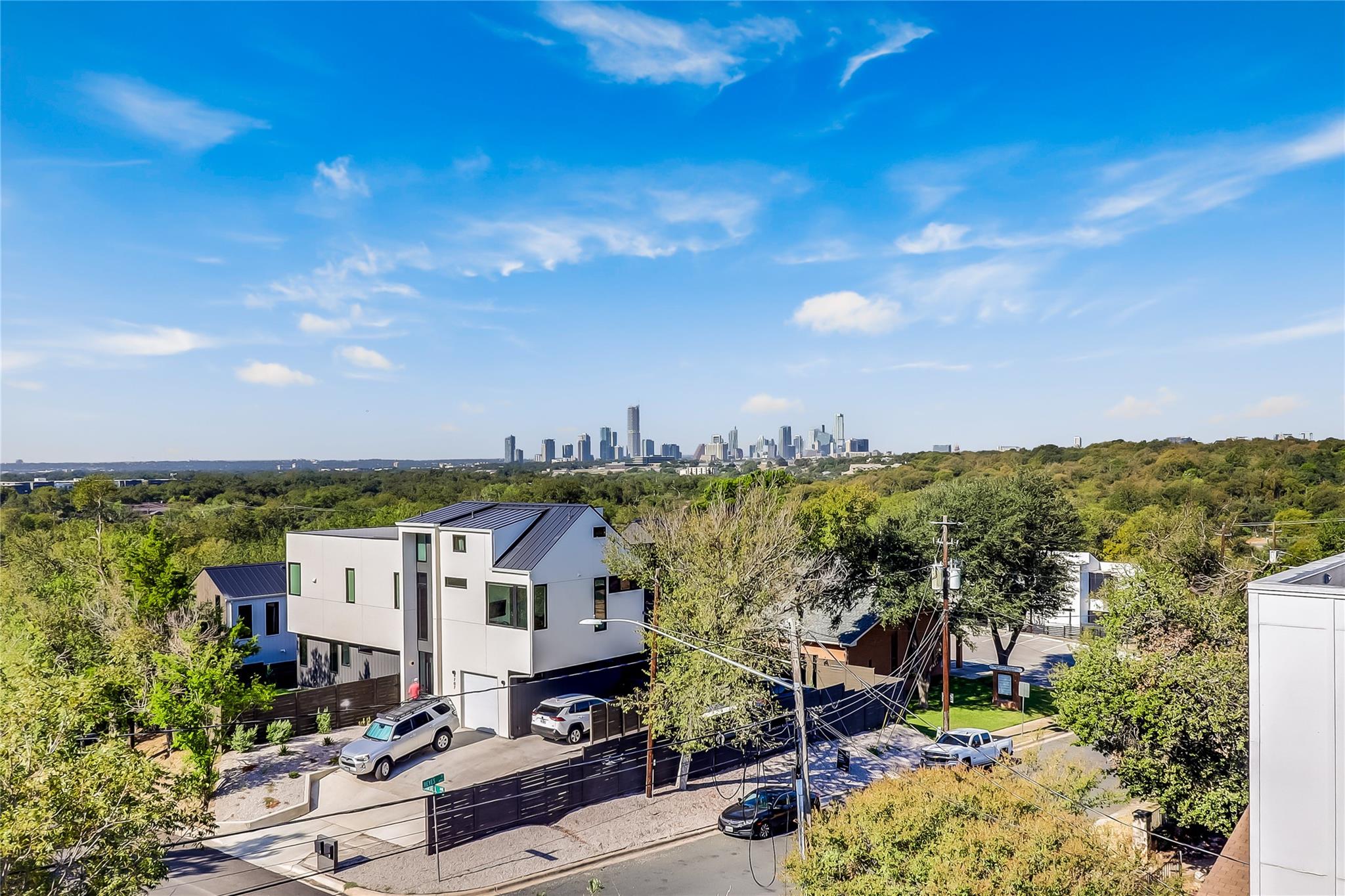 4712 Reyes St # 1, Austin, TX 78721