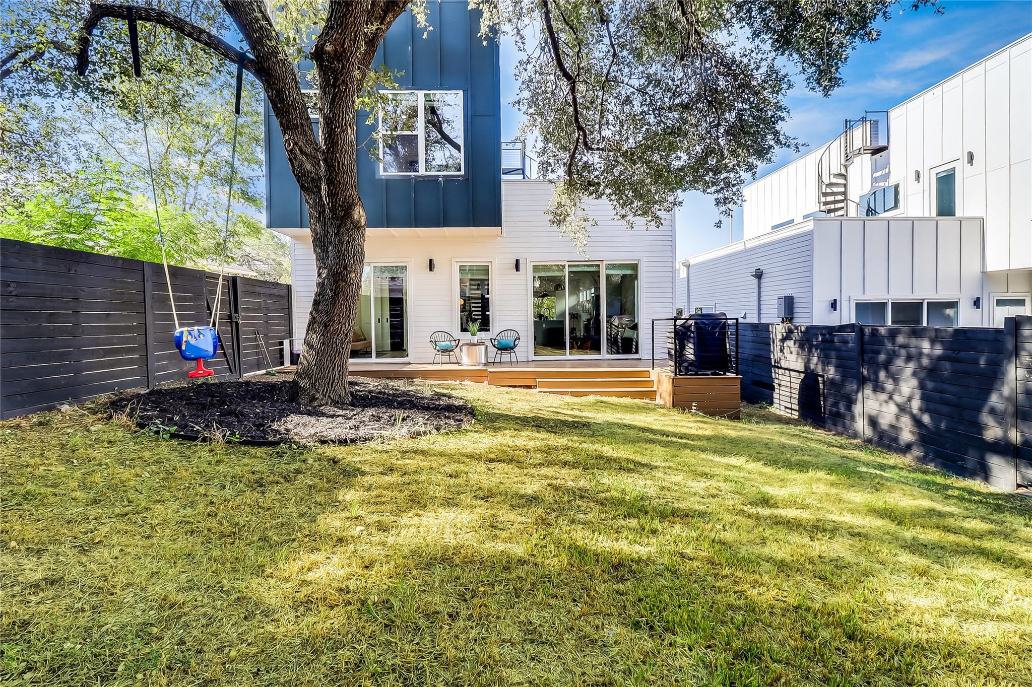 4712 Reyes St # 1, Austin, TX 78721