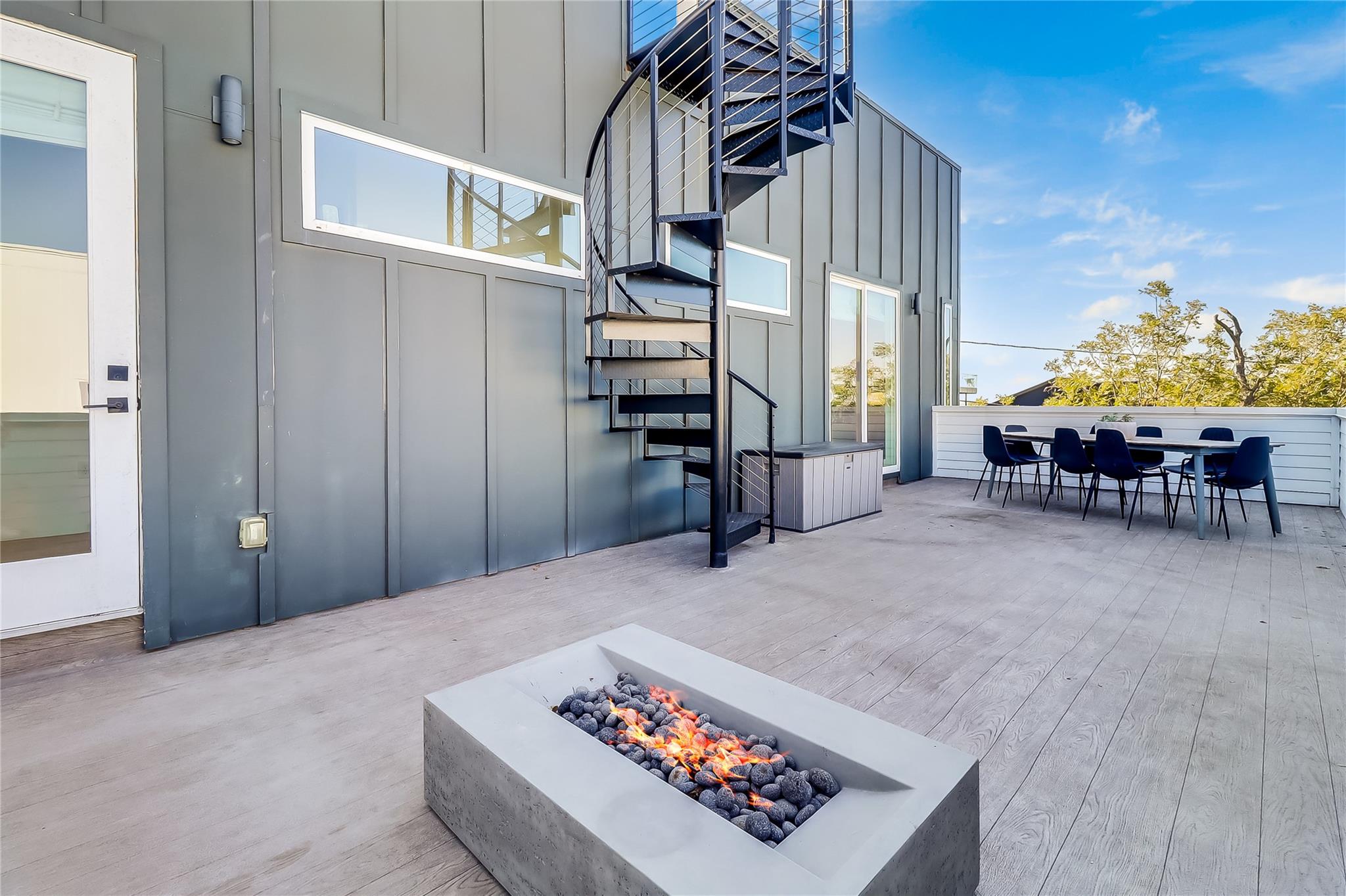 4712 Reyes St # 1, Austin, TX 78721