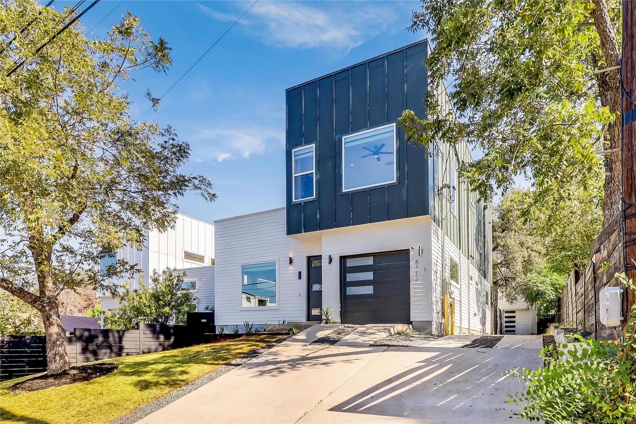 4712 Reyes St # 1, Austin, TX 78721