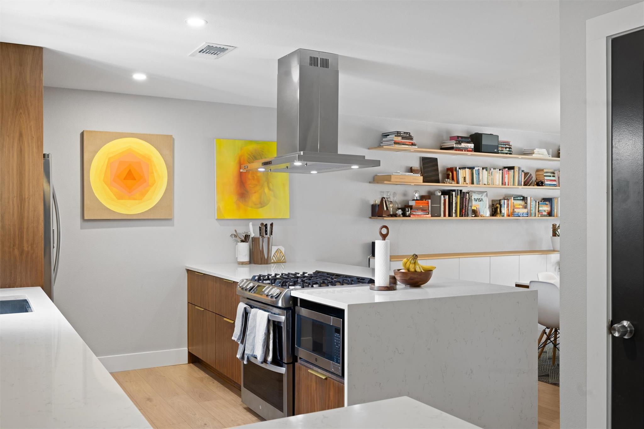 5901 Thames Dr, Austin, TX 78723