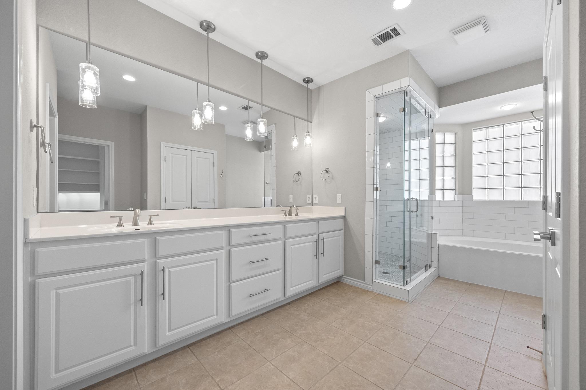 300 San Gabriel Village Blvd # 410, Georgetown, TX 78626