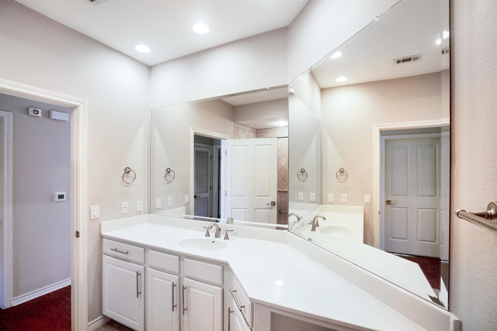 300 San Gabriel Village Blvd # 410, Georgetown, TX 78626