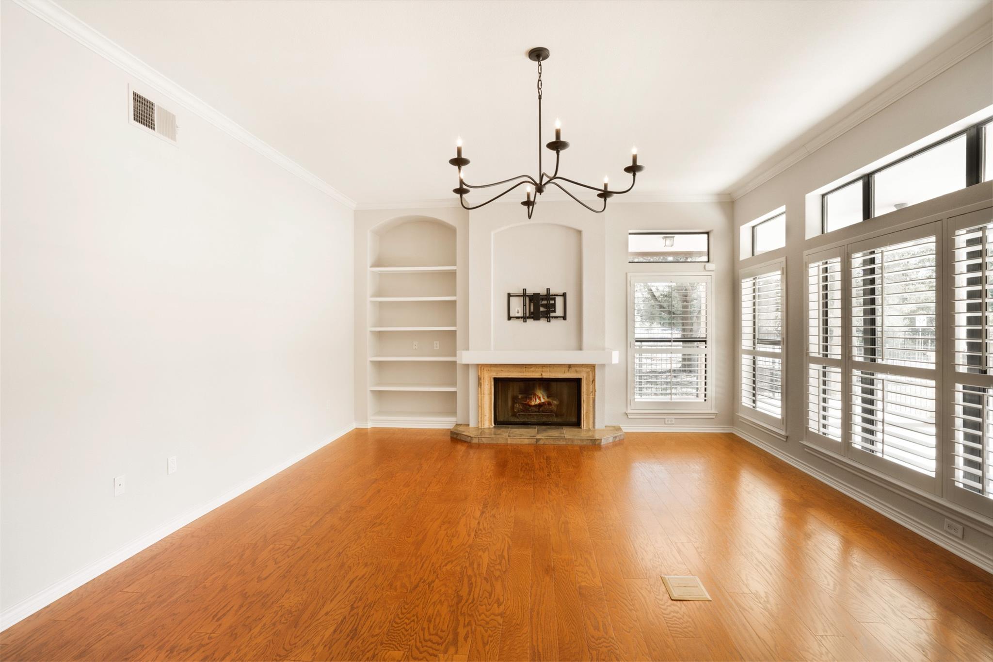 300 San Gabriel Village Blvd # 410, Georgetown, TX 78626