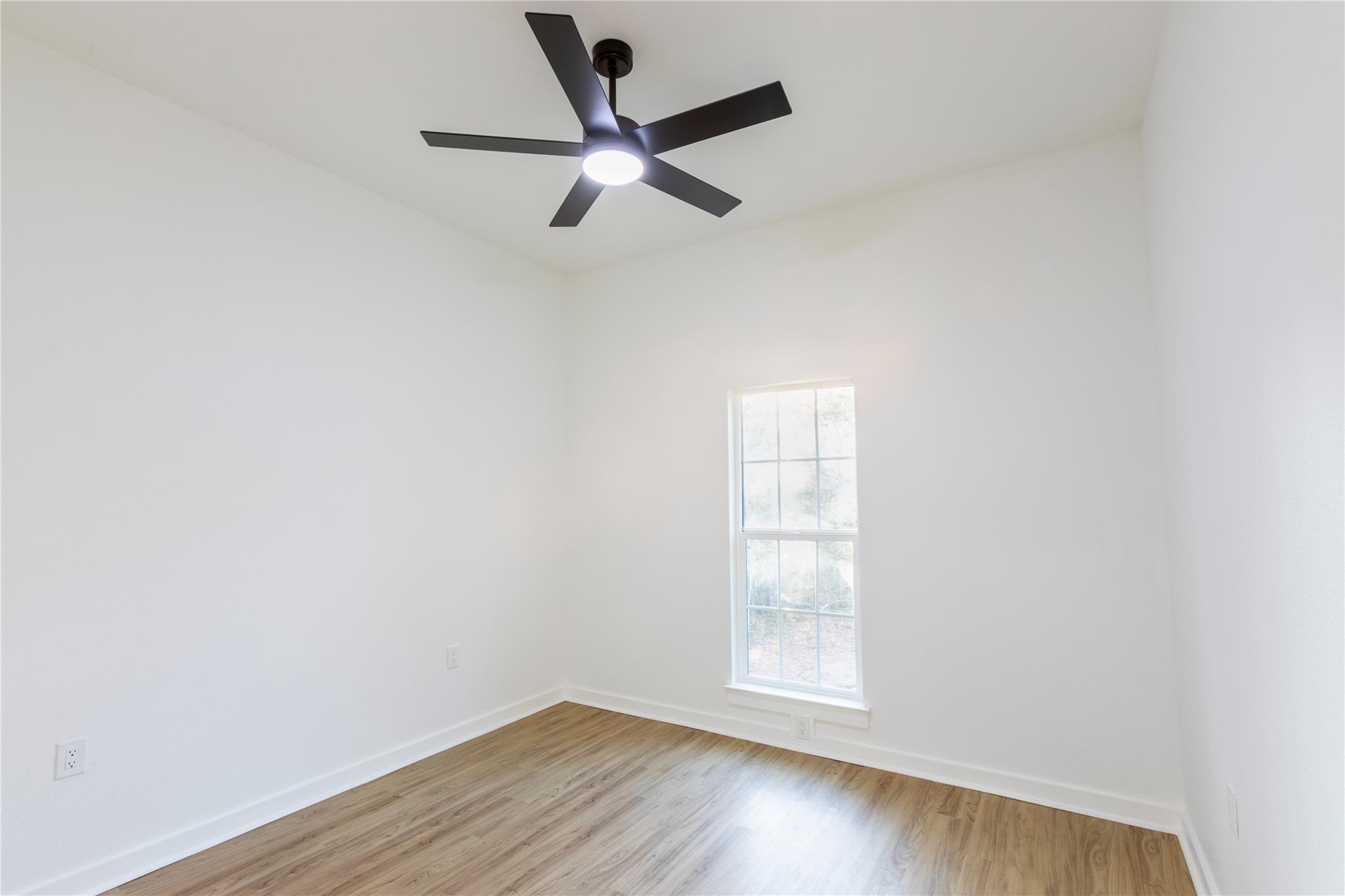 188 Heleakala Dr, Bastrop, TX 78602