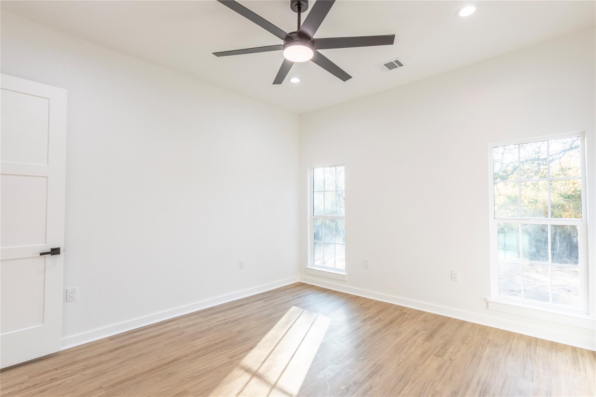 188 Heleakala Dr, Bastrop, TX 78602