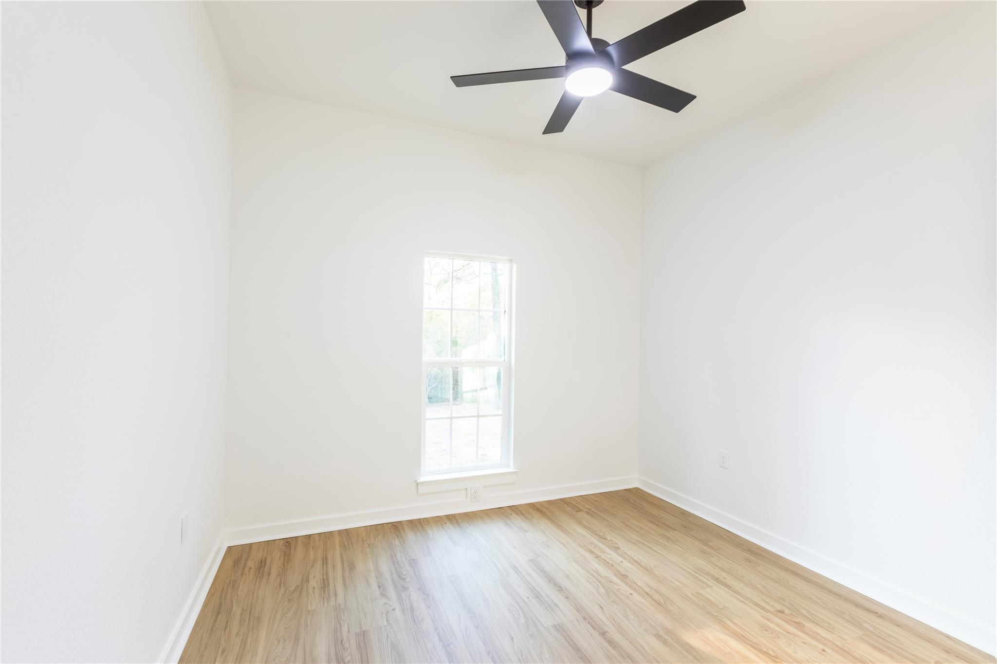 188 Heleakala Dr, Bastrop, TX 78602