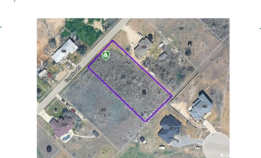 390 Engelke Rd, Niederwald, TX 78640