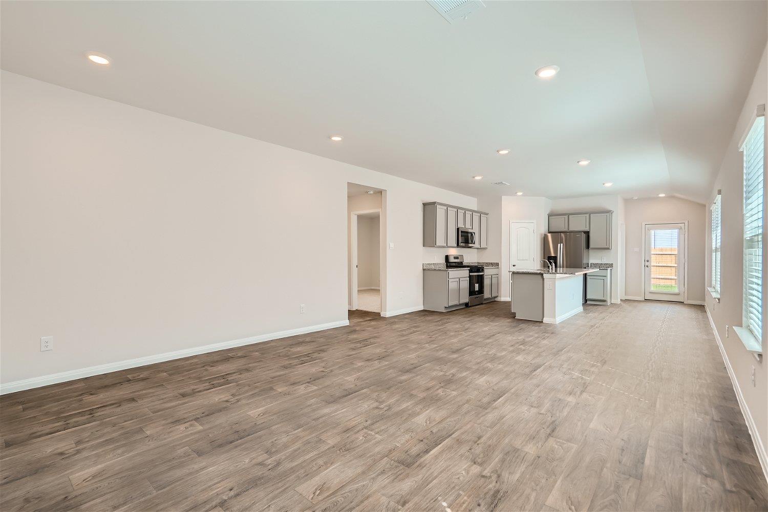 117 Alamo Vine Ct, Kyle, TX 78640