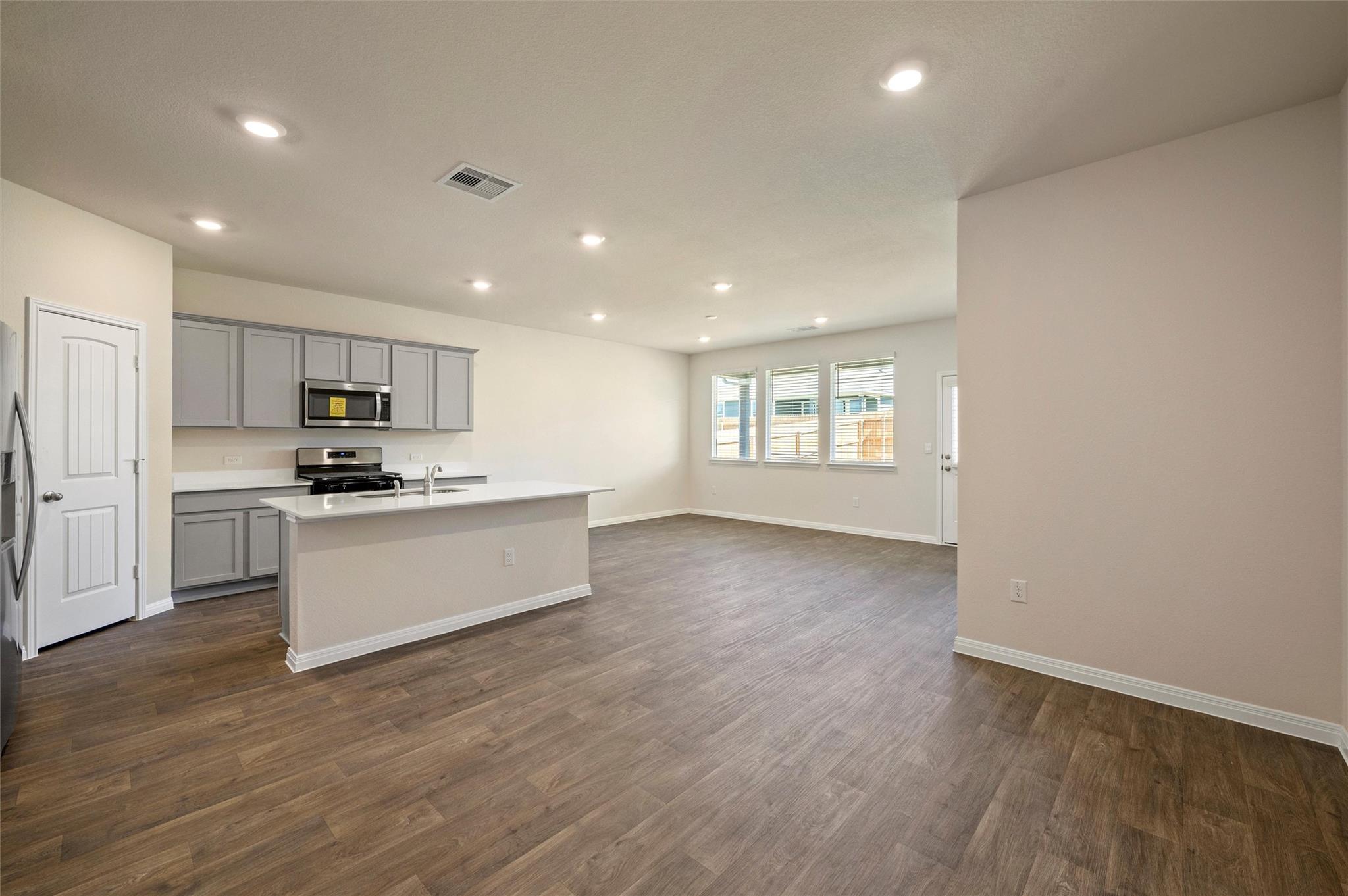 224 Kickapoo Ln, Kyle, TX 78640