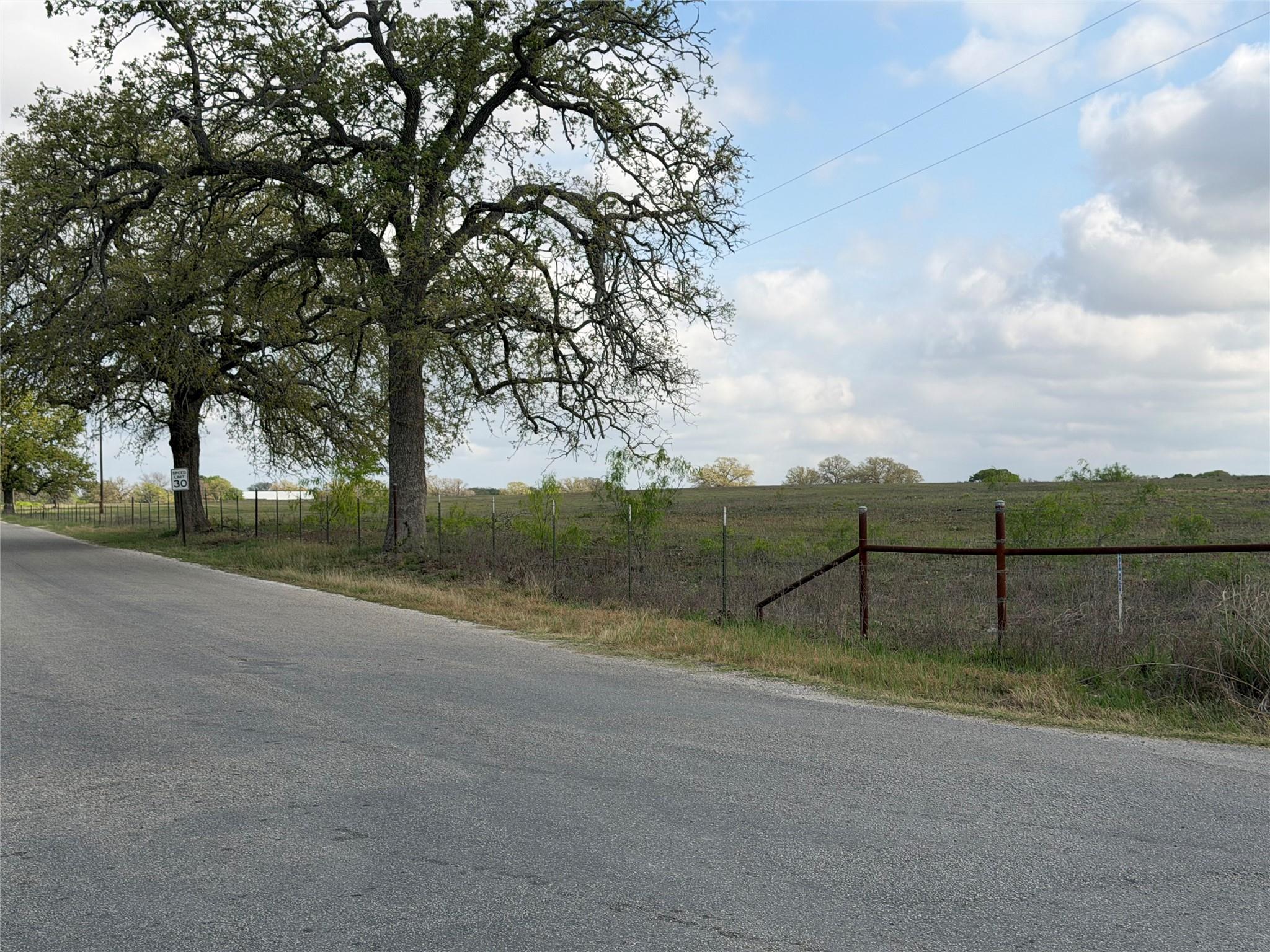 000 Old Kelley Rd, Lockhart, TX 78644