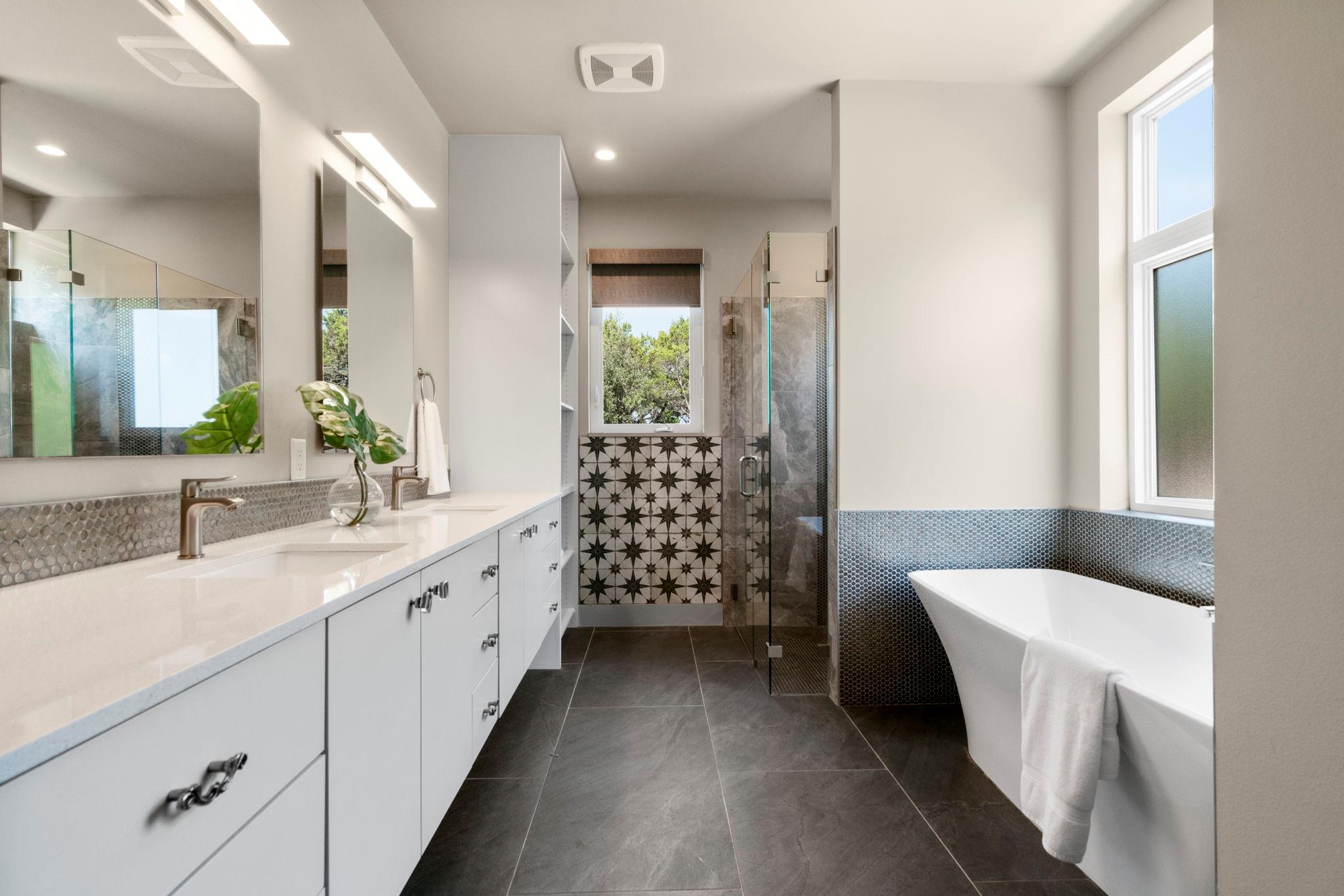 10800 Superview Dr, Austin, TX 78736