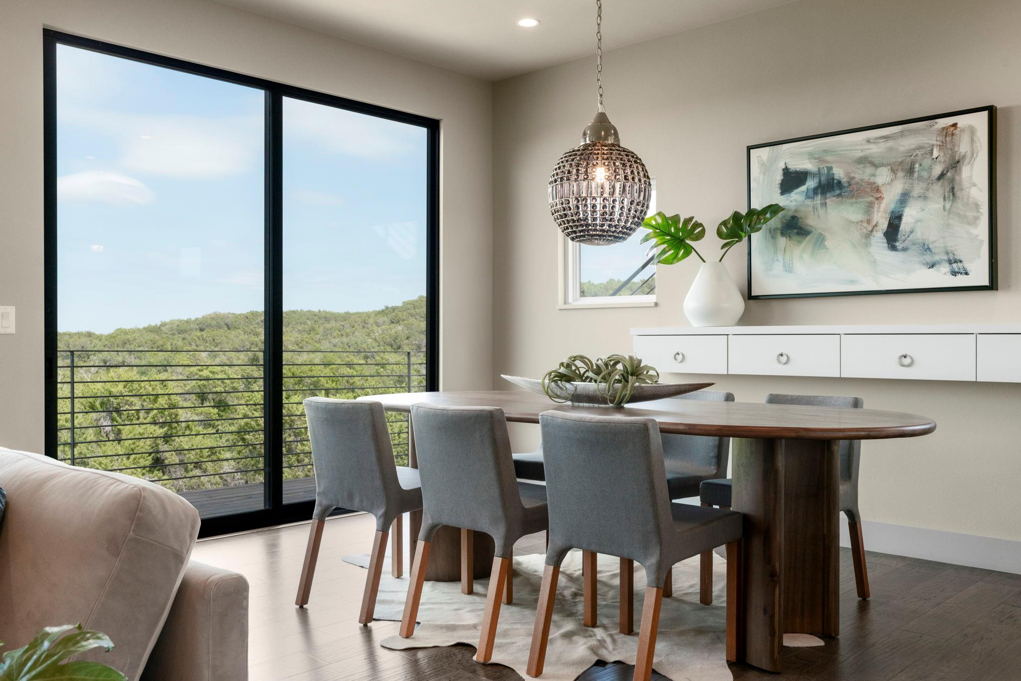 10800 Superview Dr, Austin, TX 78736