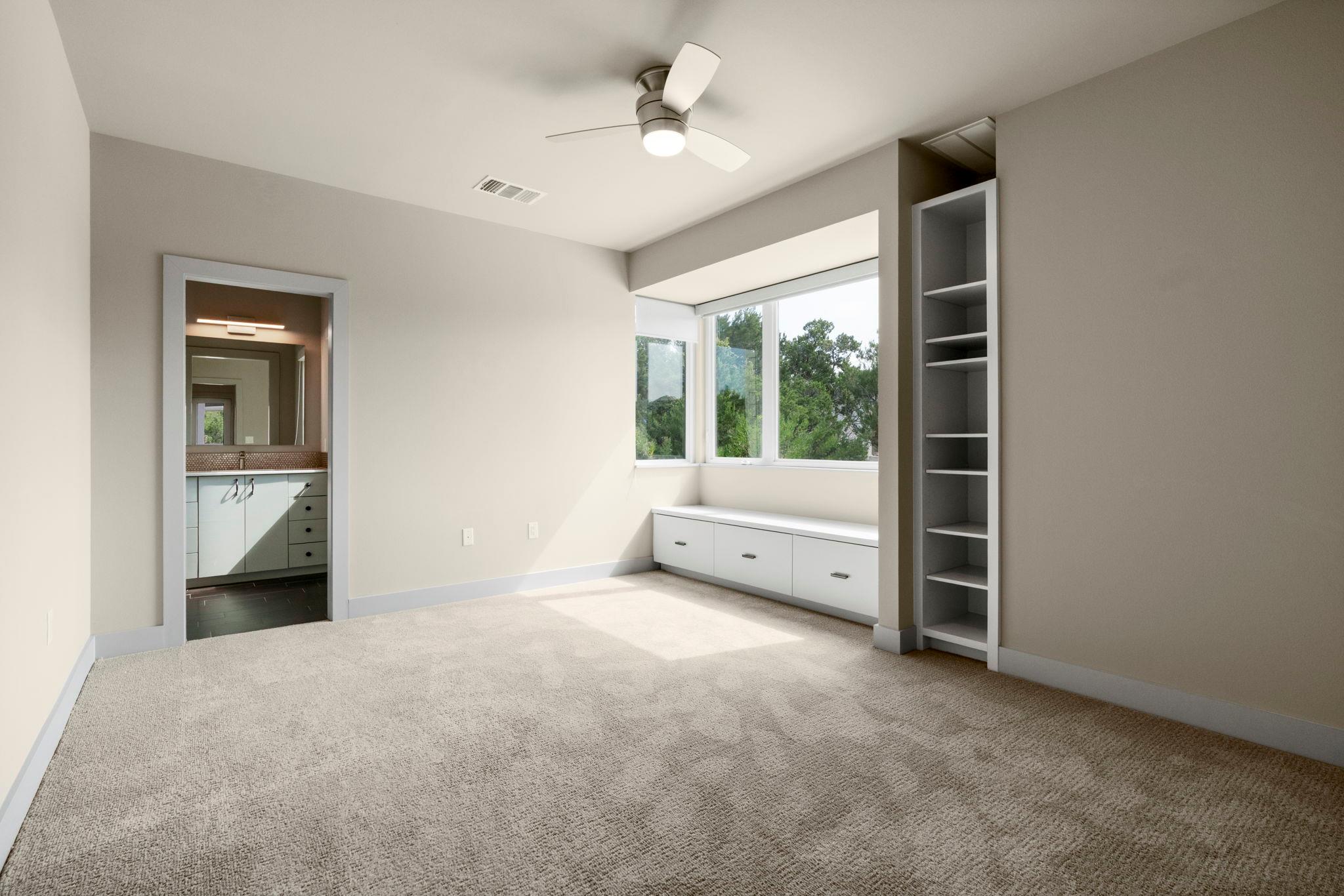 10800 Superview Dr, Austin, TX 78736