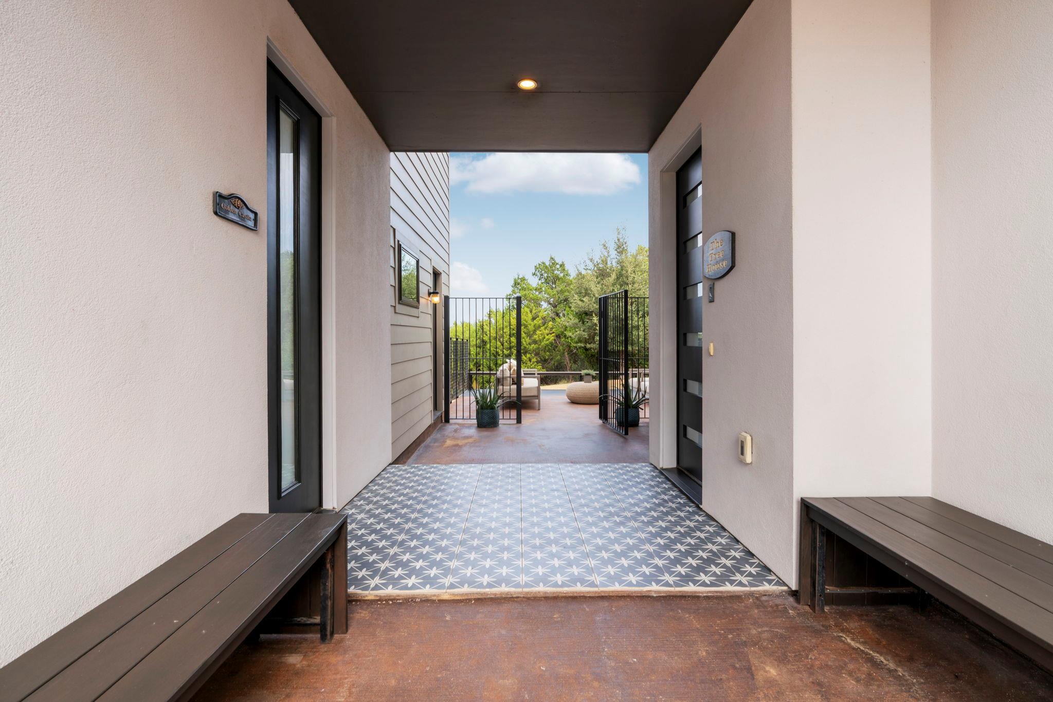 10800 Superview Dr, Austin, TX 78736