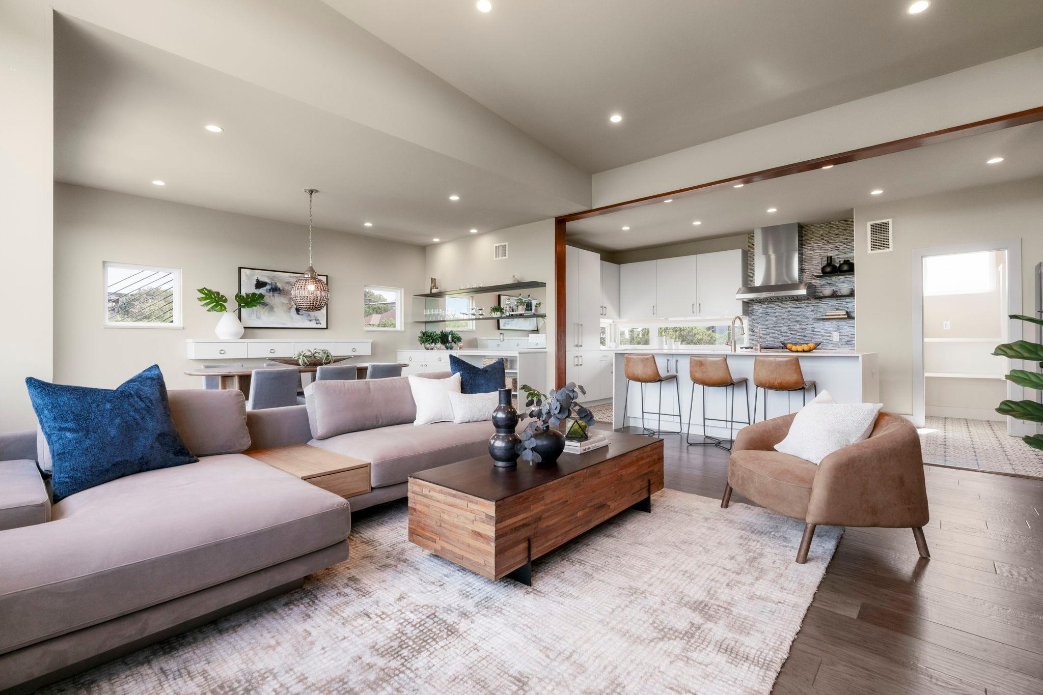 10800 Superview Dr, Austin, TX 78736