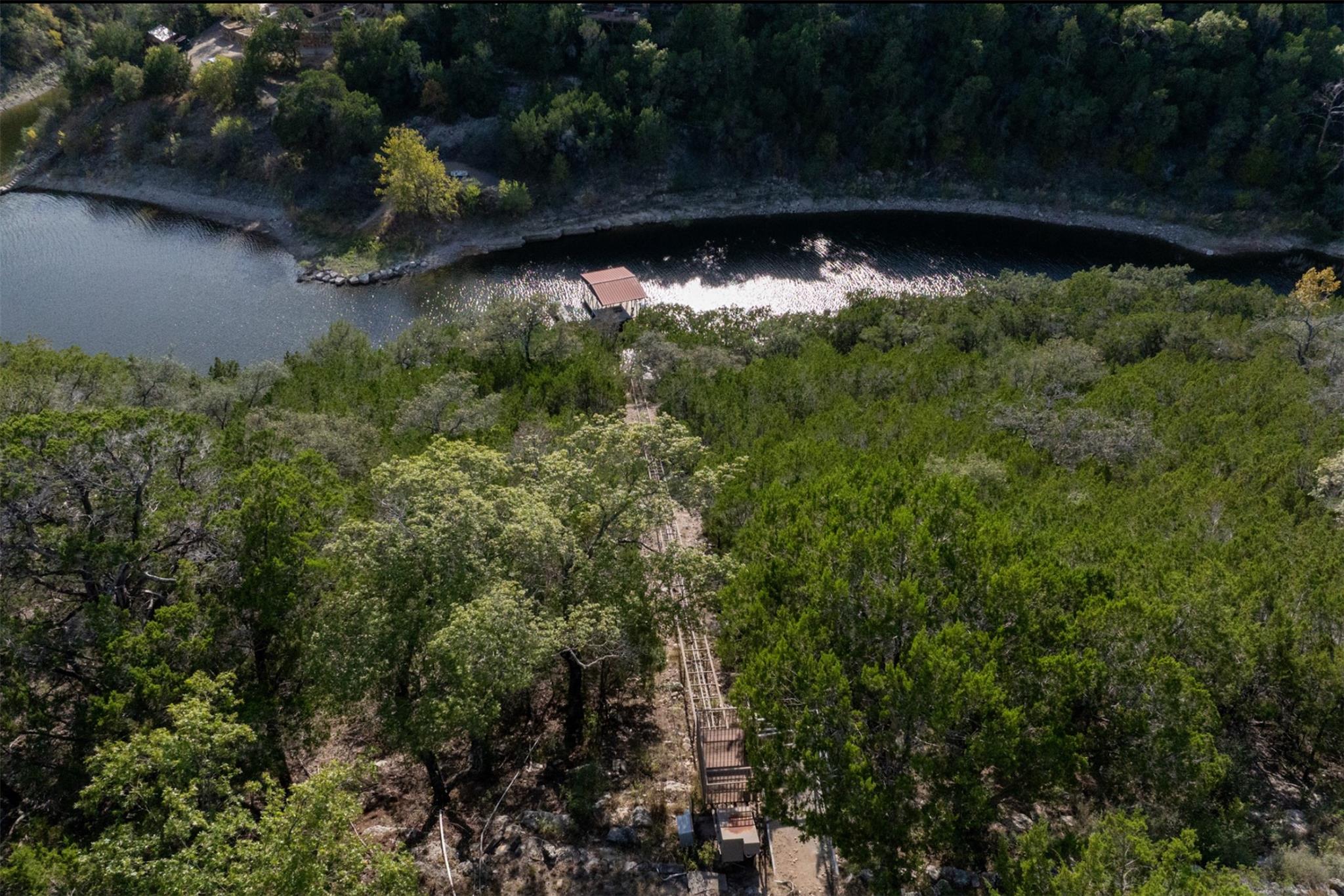 18205 Ridge Rd, Lago Vista, TX 78645