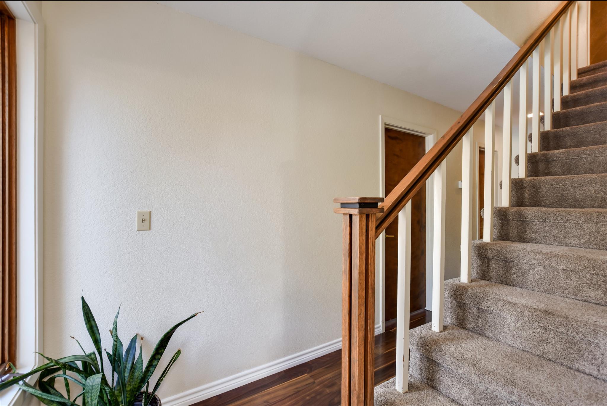 18205 Ridge Rd, Lago Vista, TX 78645