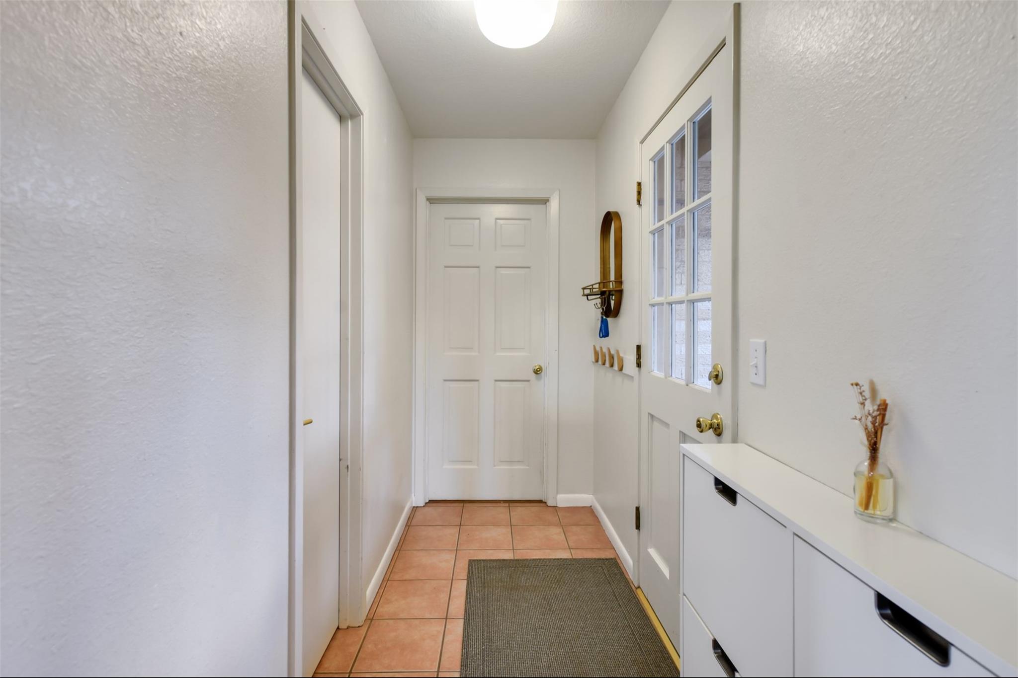 18205 Ridge Rd, Lago Vista, TX 78645