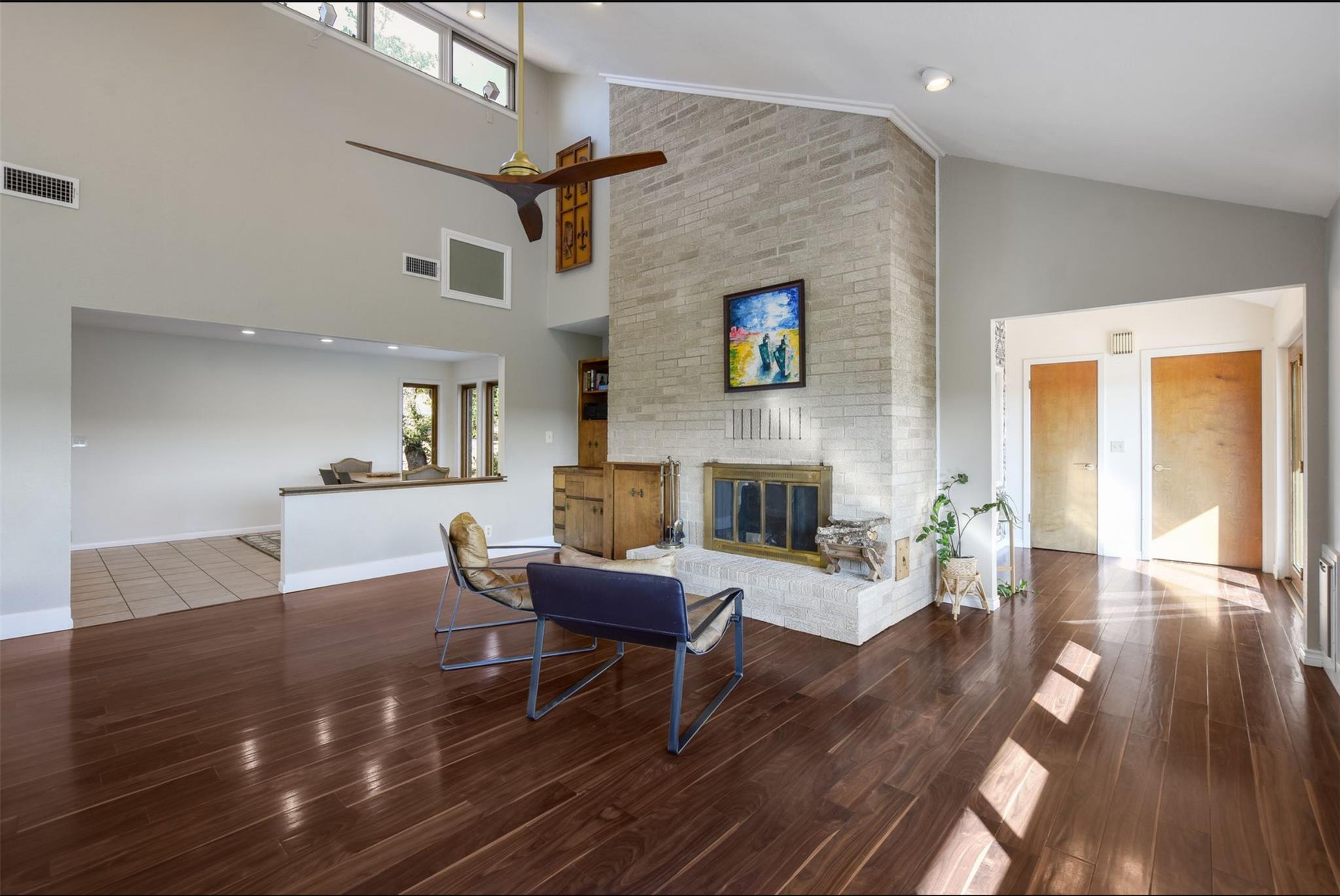 18205 Ridge Rd, Lago Vista, TX 78645