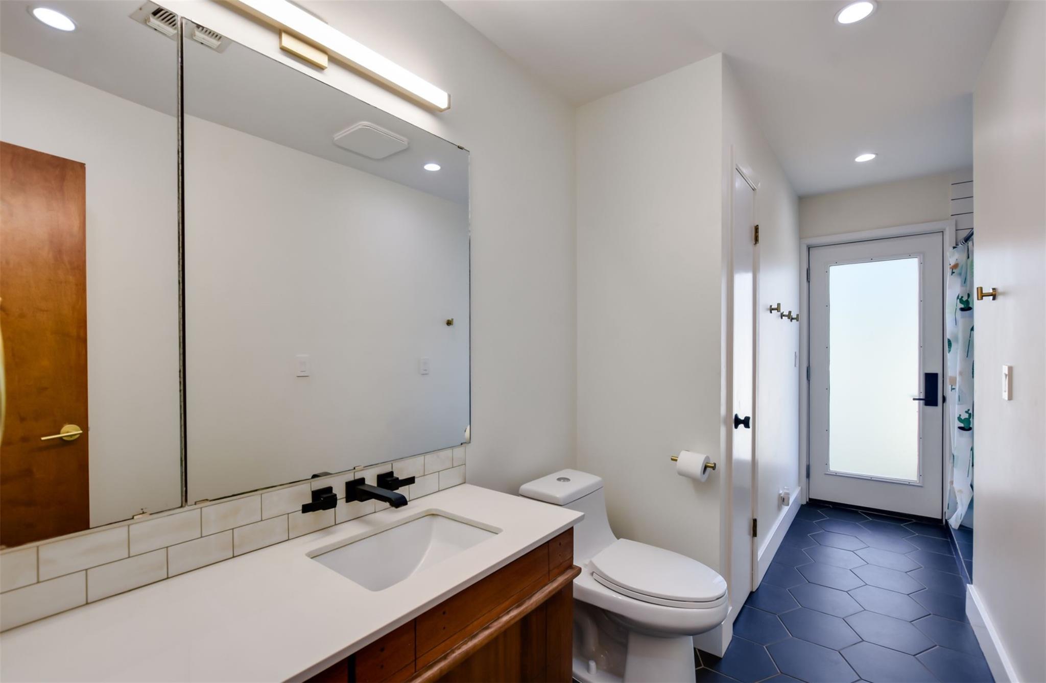 18205 Ridge Rd, Lago Vista, TX 78645