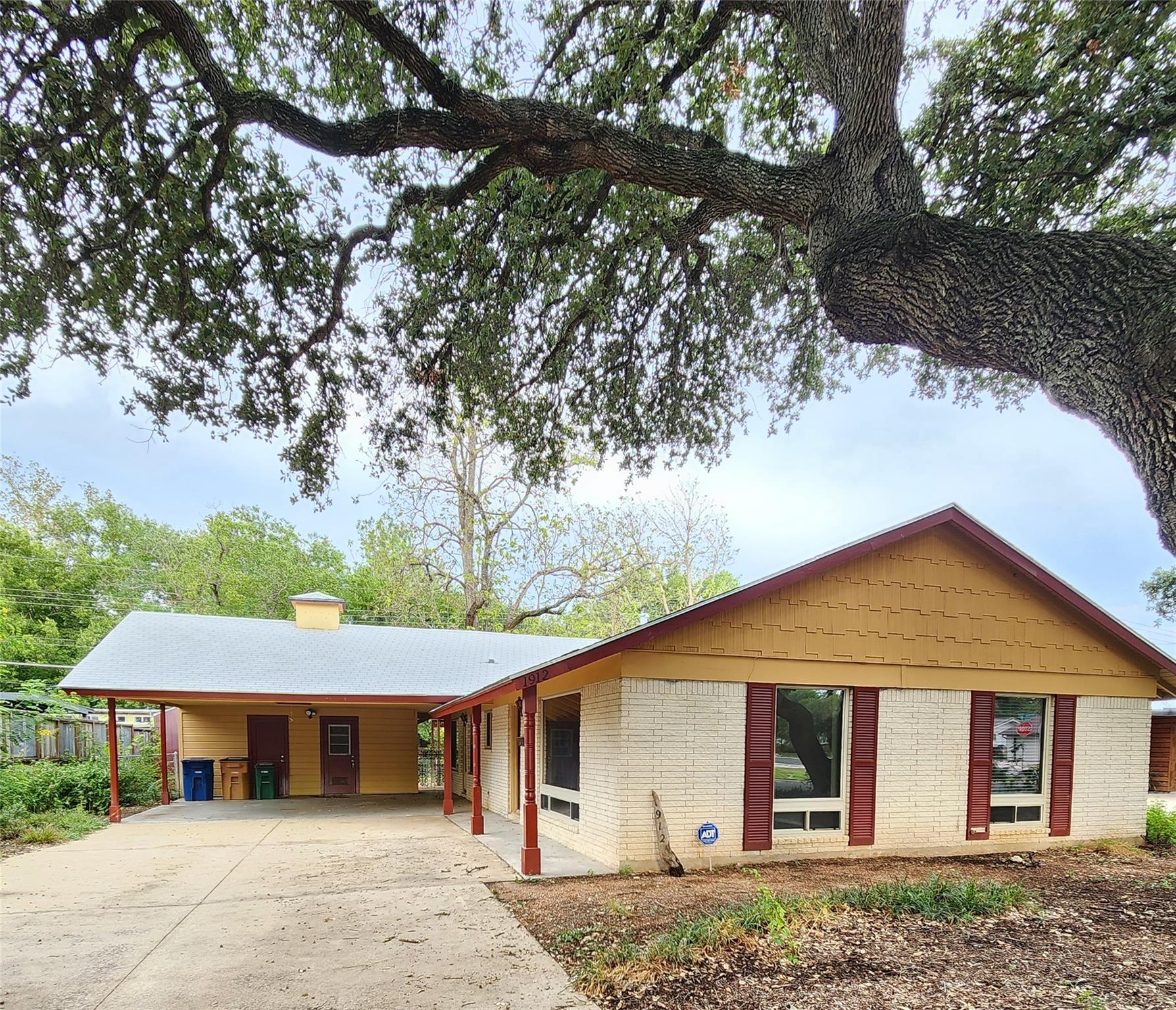 1912 Ridgemont Dr, Austin, TX 78723