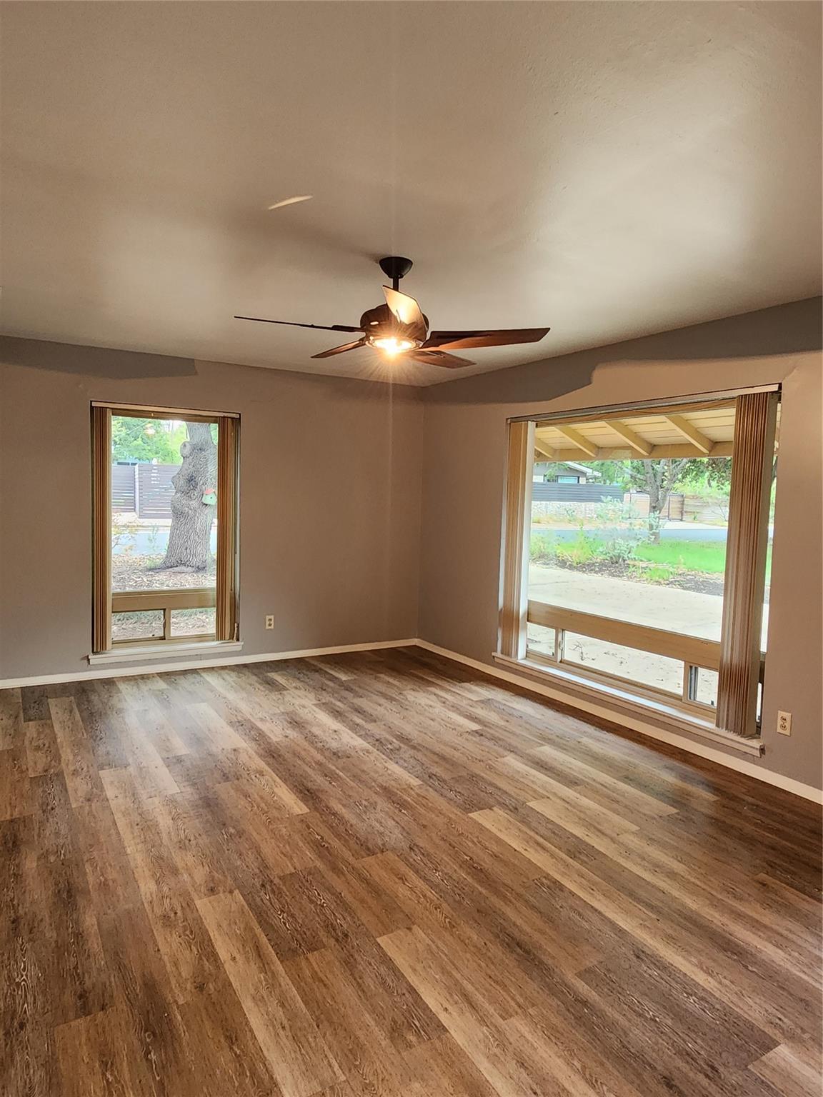 1912 Ridgemont Dr, Austin, TX 78723