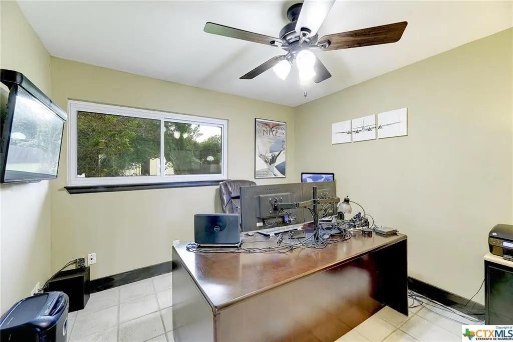 112 W Mimosa Cir, San Marcos, TX 78666