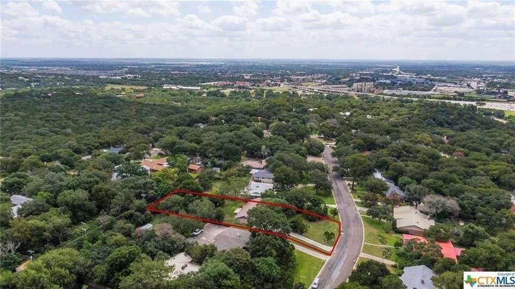 112 W Mimosa Cir, San Marcos, TX 78666