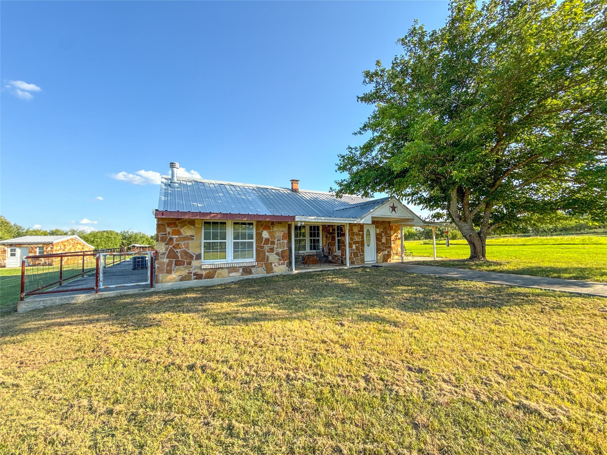 177 County Road 410, Goldthwaite, TX 76844