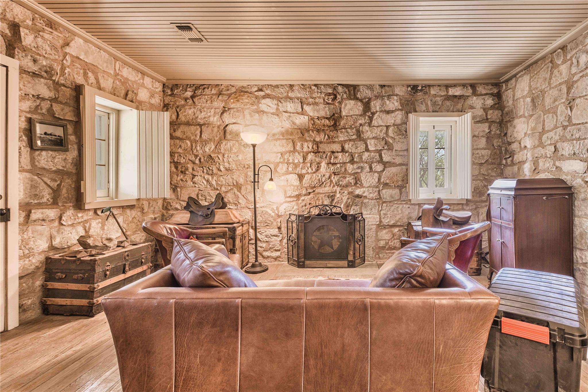 1281 pr 3740, Coleman, TX 76888