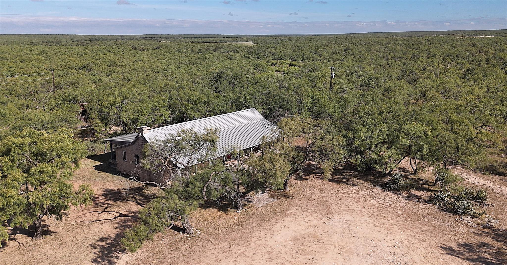 1281 pr 3740, Coleman, TX 76888