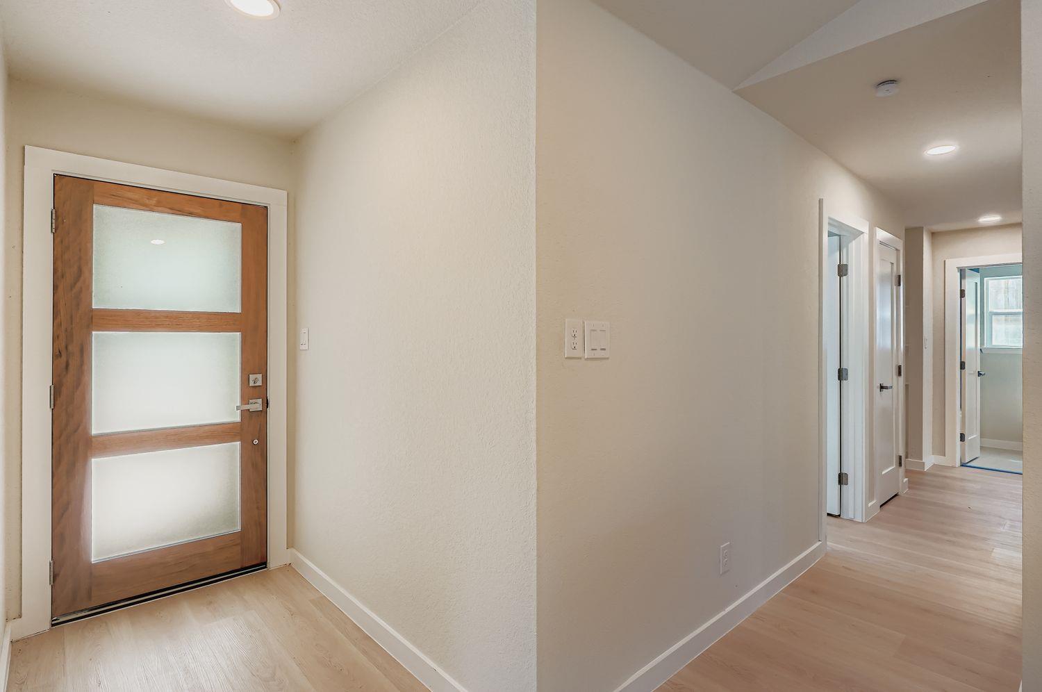 7806 Whitsun Dr, Austin, TX 78749